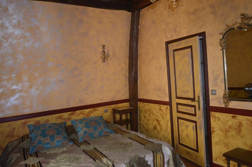 Bed and Breakfast Lit En Loire Saint-Cyr-sur-Loire Exterior foto